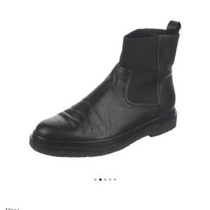 VINCE Leather Chelsea Boots